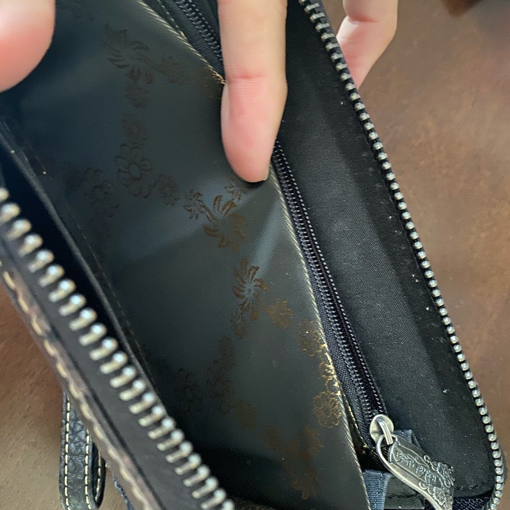 Wallet - Picture 2 of 4